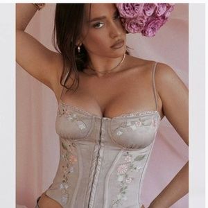 HOUSE OF CB 'Petunia' Light Lavender Embroidered Corset NWOT size‎ S